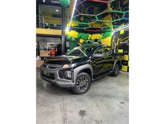 MITSUBISHI L200 TRITON 2.4 16V TURBO DIESEL SPORT OUTDOOR GLS CD 4P 4X4 AUTOMÁTICO MITSUBISHI L200 TRITON 2.4 16V TURBO DIESEL SPORT OUTDOOR GLS CD 4P 4X4 AUTOMÁTICO